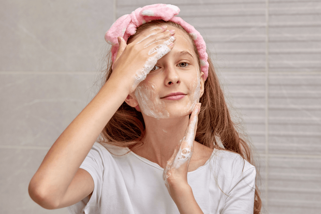 3 Icky, Acne-Triggering Ingredients to Avoid in Face Cleansers for Teens