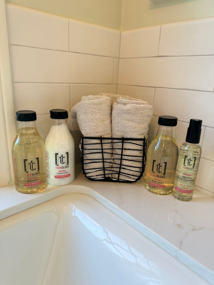 Teen Acne Deluxe Clear Start Kit | Shampoo + Conditioner + Body Wash + Face Cleanser - Save 20%